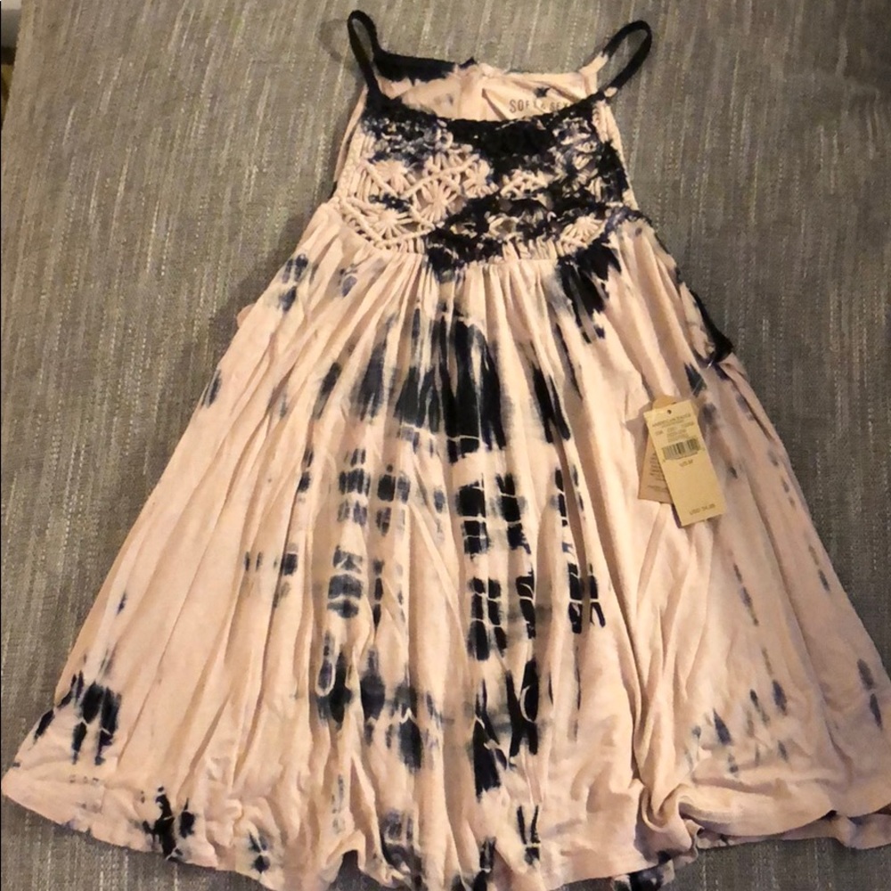 American Eagle Soft & Sexy Shibori Tank